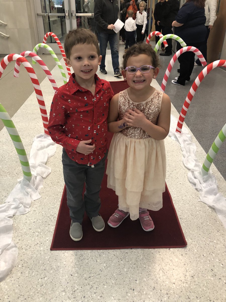 KelbaughKathy's tweet photo. Happy Holidays from R family to yours! A great Winter Wonderland Concert to showcase the talents of our scholars and the dedication of our teachers. @RossvilleElem @KJenningsJr @MrsMagillBCPS @MrsPatzold_BCPS https://t.co/Mu3Iw4CpOT