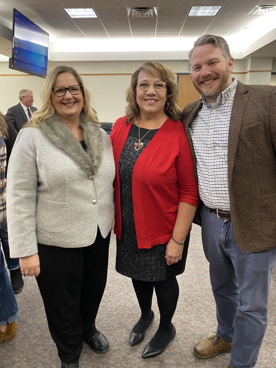 Earlier today, #mncounties staff joined Isanti County staff in thanking retiring commissioners Anderson, Morris, Oslund, and Turnquist for their service. <a href="/CommishMorris/">Susan Morris</a> served as #mncounties President in 2018 and was current member of the <a href="/NACoTweets/">NACo Digital Team</a> Board.