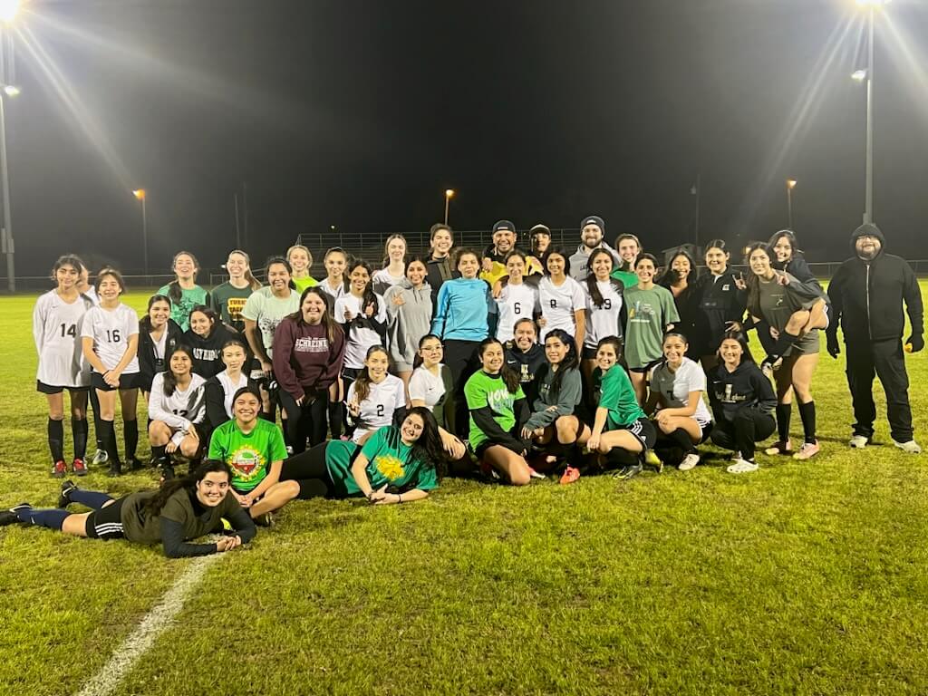shadow_tyrael's tweet photo. 22-23 Soccer Alumni game went well! https://t.co/EleQJRVtYS