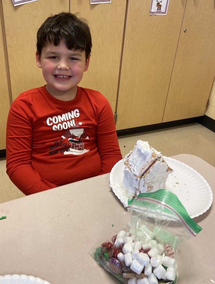 KatieMillerEd's tweet photo. These first graders LOVED making gingerbread houses during our party today! 🎄

Their families were extremely supportive and sent in LOTS of candy so they went home sweeter than ever. 🍭 https://t.co/qh1kiCYIeK