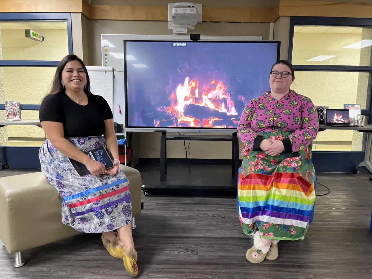 PacificJSchool's tweet photo. Fireside stories 🔥
Our students gathered around the fireplace to listen to stories about Wesakechak. Grateful for our Knowledge Keepers and the memorable moments of learning. #IndigEd #Cree #storytelling @mra_mb   #joyfulschools https://t.co/Lac2oujlGp
