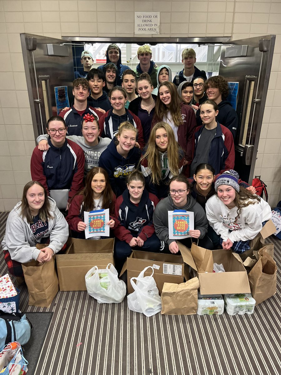 sup_collins's tweet photo. Liberty Swim &amp; Dive Holiday Food Drive ! Great job team! https://t.co/IbZy1IprZe