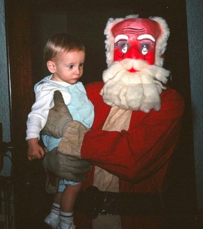 B1llstar's tweet photo. Hey guys, so since I wear a Santa hat all year-round, it's my responsibility to help spread some holiday cheer, no matter how small. I've compiled a short list of the most heartwarming vintage Santa Claus moments to hopefully make your holidays a little more wonderful this year! https://t.co/ldPQFuO1J1