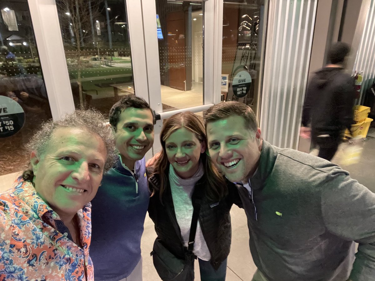 bechara_rabih's tweet photo. Great time at the IP/Thoracic Surgery Christmas gathering at Top Golf. Awesome team, and glad to be part of it 😊😊 https://t.co/nj5GFFe41F