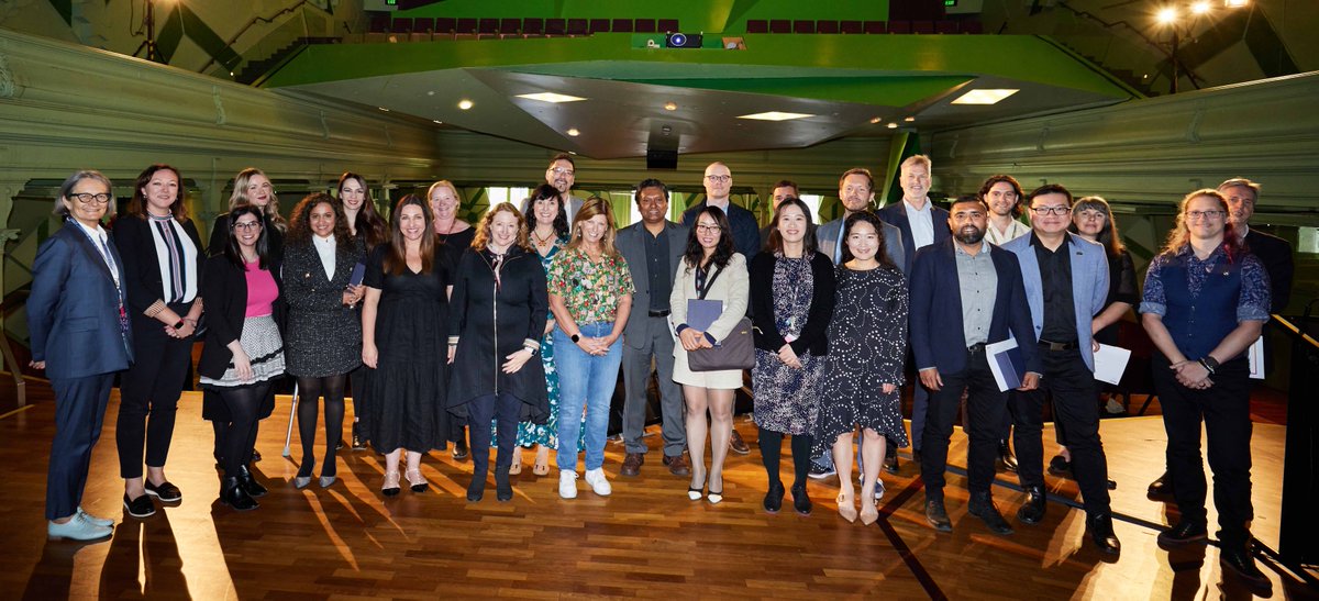 Last week we recognised 12 staff through our College #Research #Excellence Awards. 
Congrats to <a href="/AngelZhong17/">Angel Zhong</a>, L. A. Nguyen, <a href="/shelley_marshal/">Shelley Marshall</a>
<a href="/matt_warren__/">Prof Matt Warren</a> , G. Cincotta, M-A. Mwendwa, M. Jones, D. Mannix, <a href="/DrTarekRana/">Dr Tarek Rana</a> and J. Keranen 
<a href="/ResearchRMIT/">RMIT Research</a> bit.ly/3PFLE6t