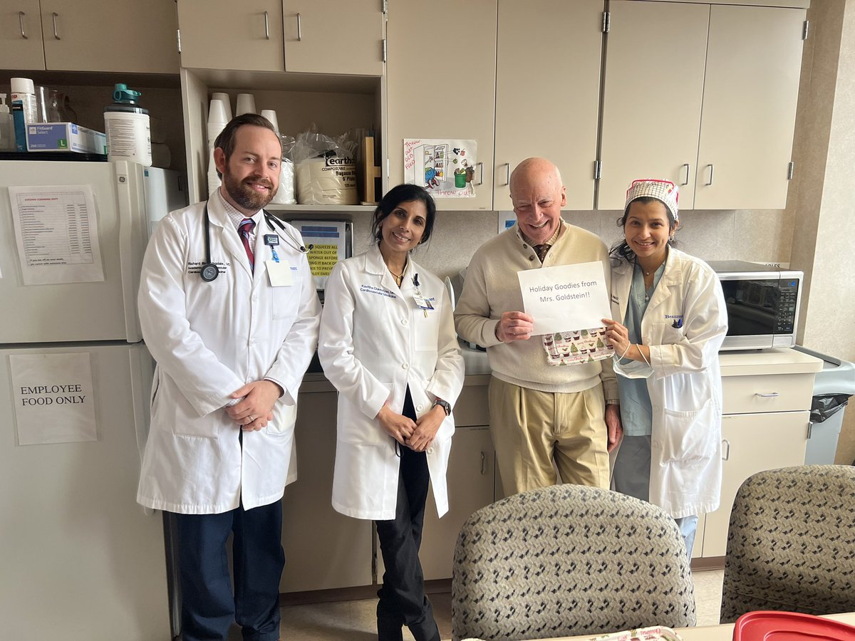 So much joy at the academic heart and vascular clinic <a href="/BeaumontHealth/">Beaumont Health</a> 

Congrats to the 1st recipients of the daisy team award- fabulous team <a href="/suzeeern/">Suzy RN</a> <a href="/heartdocelvis/">Elvis Cami</a> Jim C and Jodi- hooray to an incredible team!!

And the holiday cheer from Mrs Goldstein and her magic baking!