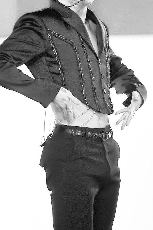 VrmyOt7's tweet photo. Totally I offer you this Kookie https://t.co/z7RLtDXgPH