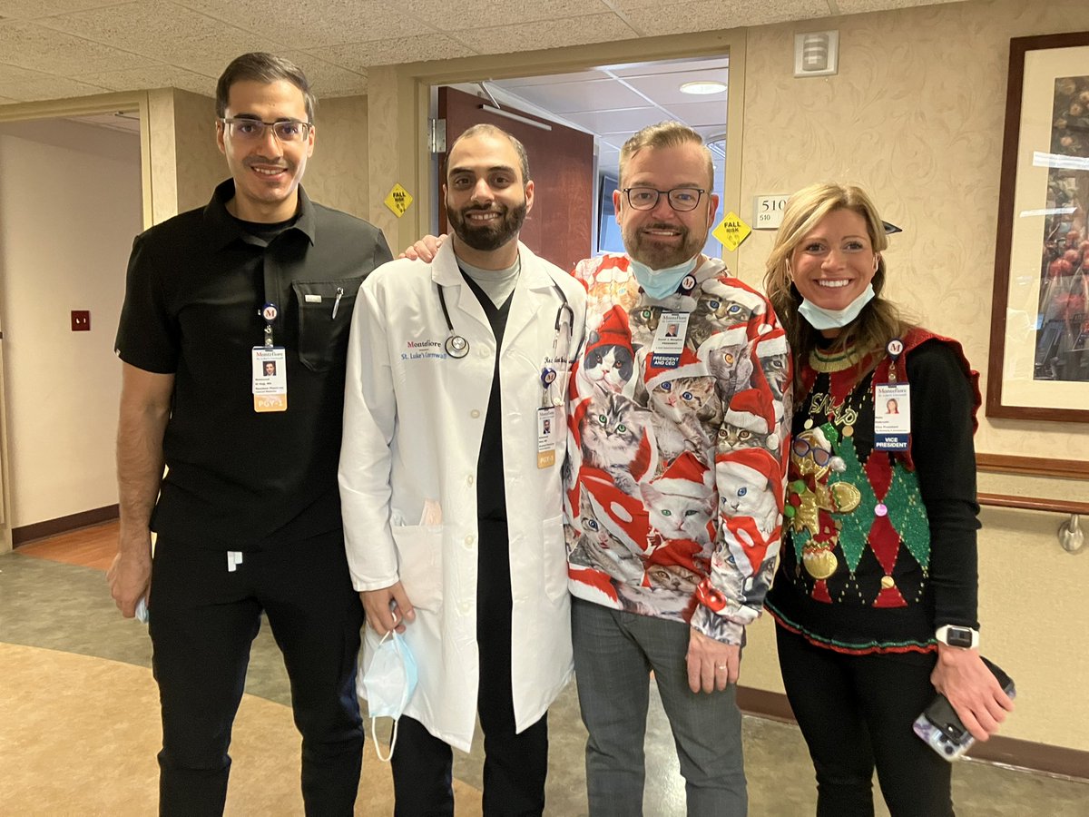 MontefioreslcIM's tweet photo. CEO @MontefioreSLC Daniel Maughan treating Residents with candy on MSLC ugly sweater day! #mslc #uglychristmassweater #uglysweater #medicine #hospital #healthcare #healthcareworkers #imresidency #MedTwitter @DRHAJJ3 @mhkw https://t.co/bblPCH1BhO