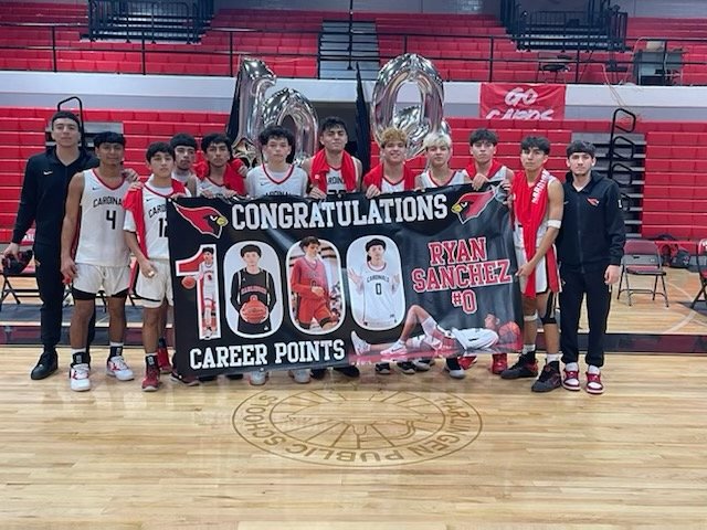 McAllenBallers's tweet photo. Congrats to @HarlingenBBall sr pg @ryannsanchezz on his 1000th pt tonight @AimHighProduct3 @AlamoCityHoops1 @rgvsports @KRGVSports @djones8301 @bigsloan32 @APhippsNBA @TXRecruited @180degrees_HS @version2media @monitornews @TexasHoopsGASO @treyBFH @bybryanramos @Narro88 https://t.co/eTXoVNtXV3