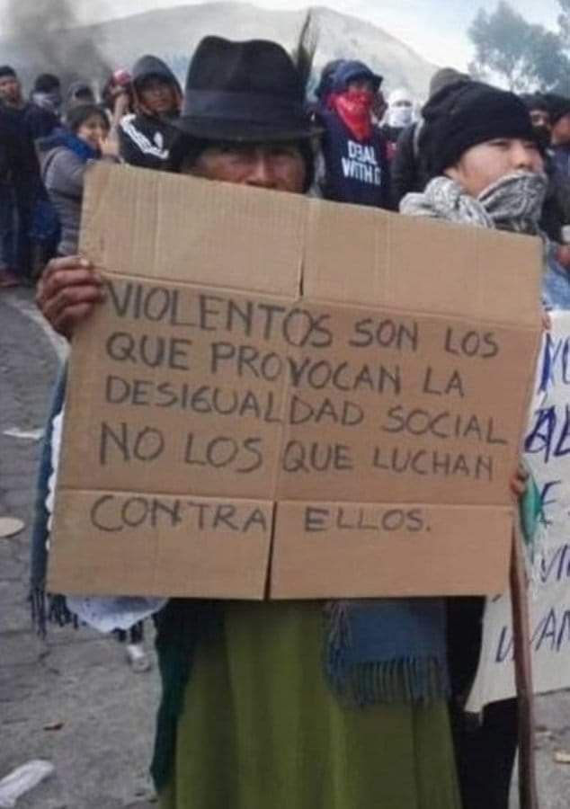 "Violenti (terroristi) sono quelli che causano disuguaglianze sociali, non quelli che le combattono"

Un manifestante in Perù

#COVID #COVID19 #greenpass