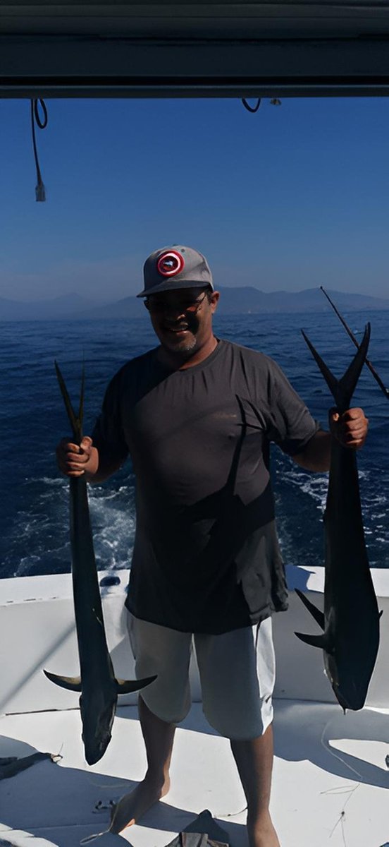 Gilbert80459238's tweet photo. De pesca https://t.co/1ZsbpwQGB9