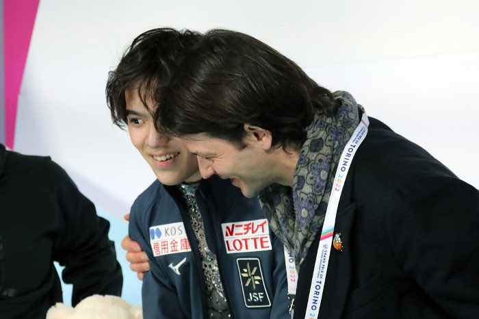 slambielfp's tweet photo. #GPFigure #GPFinal22 FS kiss&amp;cry
https://t.co/z7mhqh2PY7 https://t.co/aKxHVvwsNd