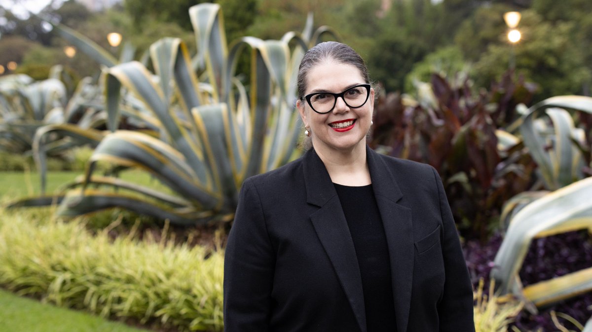 AmbulanceVic's tweet photo. We are thrilled to announce the appointment of Jane Miller as the new CEO of Ambulance Victoria.

With over 30 years of experience in healthcare, Jane's extensive experience will lead a new chapter for AV from 30 January 2023. https://t.co/eRyH7zUUI9