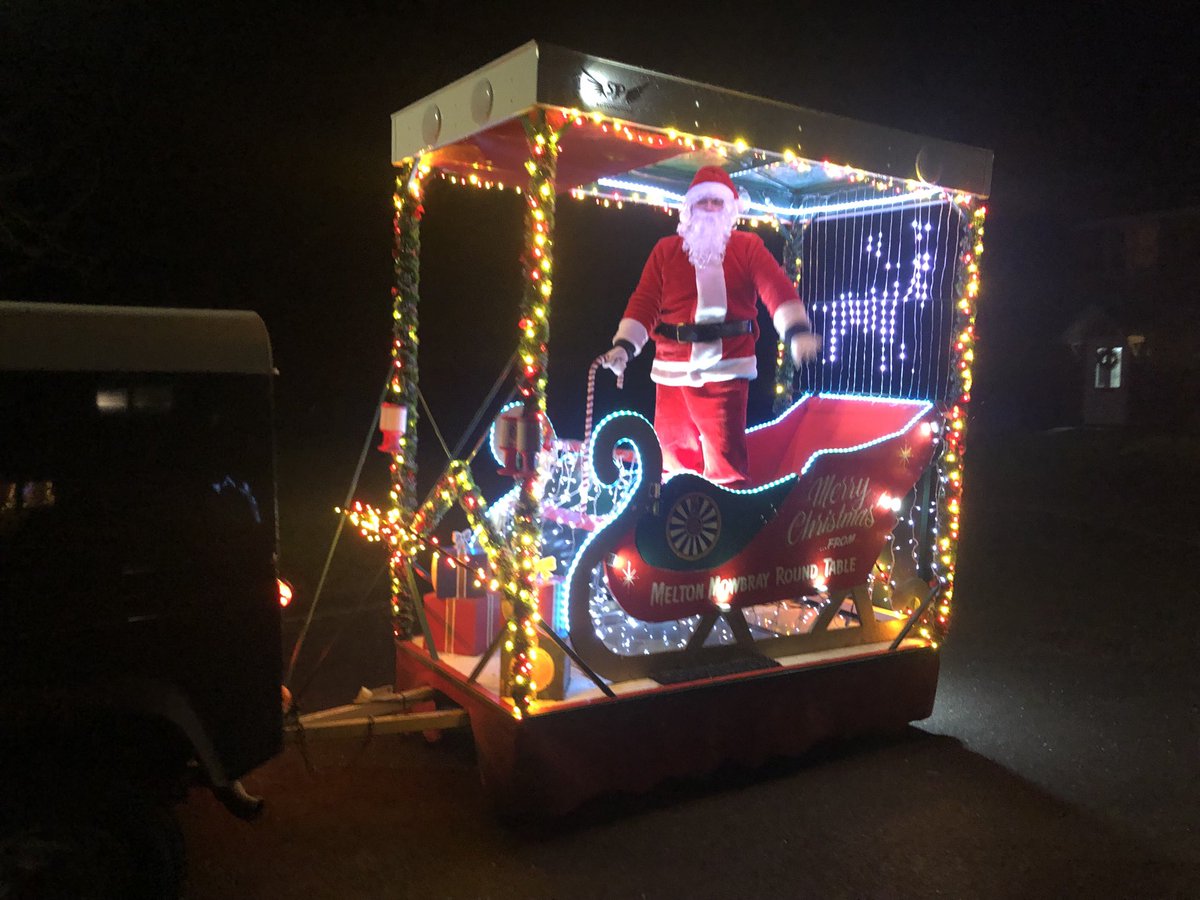 jamesgreenberry's tweet photo. @meltonmowbrayroundtable #roundtable #santacollection #santa #santasleigh #fundraising #charity ⁦@WhissendineUK⁩ #roundtable https://t.co/OcsTMAMBZY