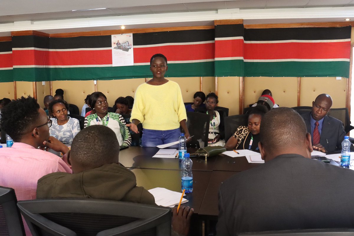 Ms. Linet Anyango from Kibera encouraged KYEOP alumni to network with each other and share knowledge as well as opportunities for a stronger support network and impactful business growth. #TambuaInuaEndelezaVijana #Safeguardsplenary #Recap