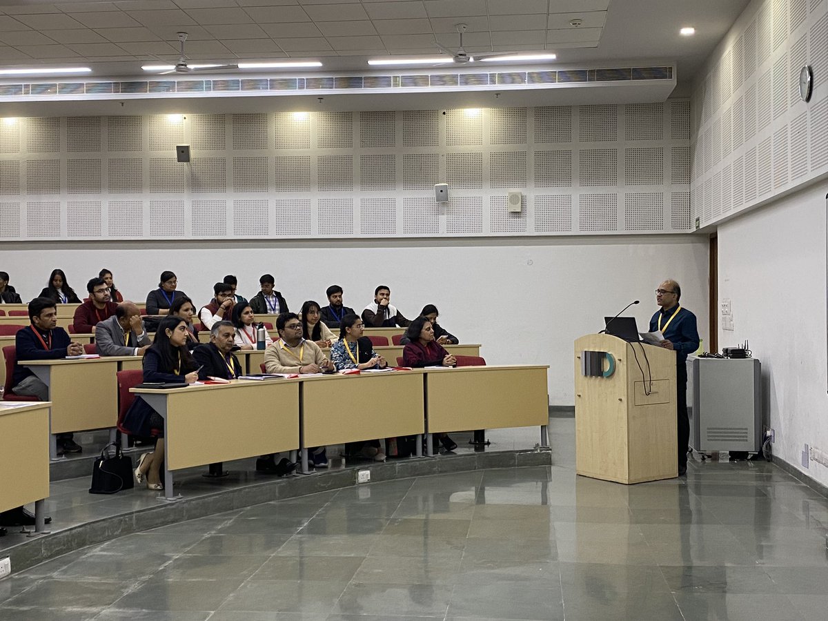 IIITDelhi's tweet image. #IIITD hosts the 4th edition of its ‘Symposium on Computational Gastronomy’ today.
Prof. Ranjan Bose (Director, IIITD) & Dr. Ganesh Bagler (#IIITDFaculty & Organizer of #Gastrosym2022) welcomed all the guests to the inauguration ceremony which started with lighting of the lamp.