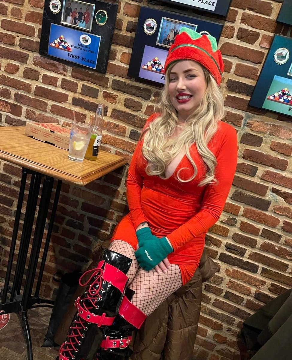 MarloweSkye's tweet photo. When you are Santa's elf that makes all the adult toys! #christmastime #elfgirl #christmasbabe #blonde #UglyChristmasSweater https://t.co/GoU05xYVu2