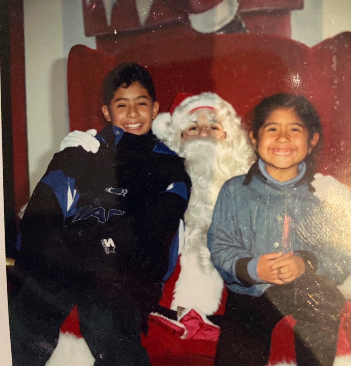 ChucoBRWNkid's tweet photo. All I want for Christmas is that Orlando Magic Starter jacket again! #Fresh2Death https://t.co/A5A7eASnwZ