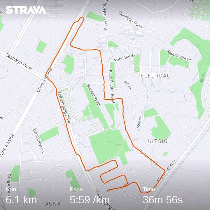 tello_rams's tweet image. MidWeek morning run
2022 GOALS officially completed 
1038km #double2021efforts ARCHIVED 
Thank you to the teams at #RunningWithTumiSole #IPaintedMyRun #FetchYourBody2022 
Through this year I have learned that consistency and commitment work 
#progressoveremotions 
#Tshabakoo 🏃🏃