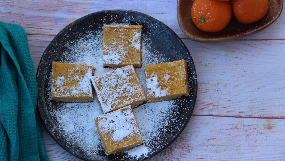 spicechronicles's tweet photo. I am a citrus lover trapped in a chocoholic household. These orange bars though, from @melissaproduce. Sending along for #twitterbakealong
#familybakingchallenge #ambaking #sweets #treats #citrus #orangebars #bloodorange #easyrecipes #holidays #pickmeup #tangy https://t.co/dLNjqhrHAd