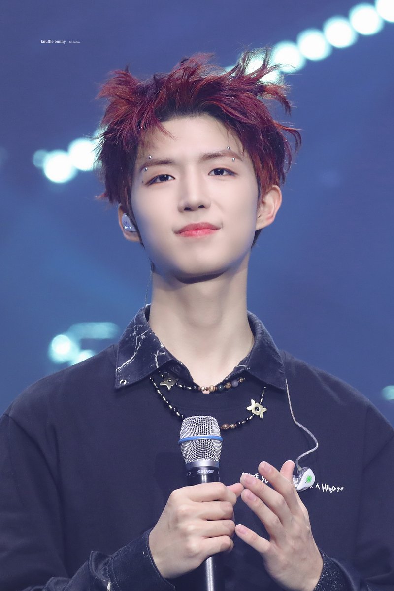 221218 #엑스디너리히어로즈 #XdinaryHeroes #JunHan #준한

의심도, 질문도 없어