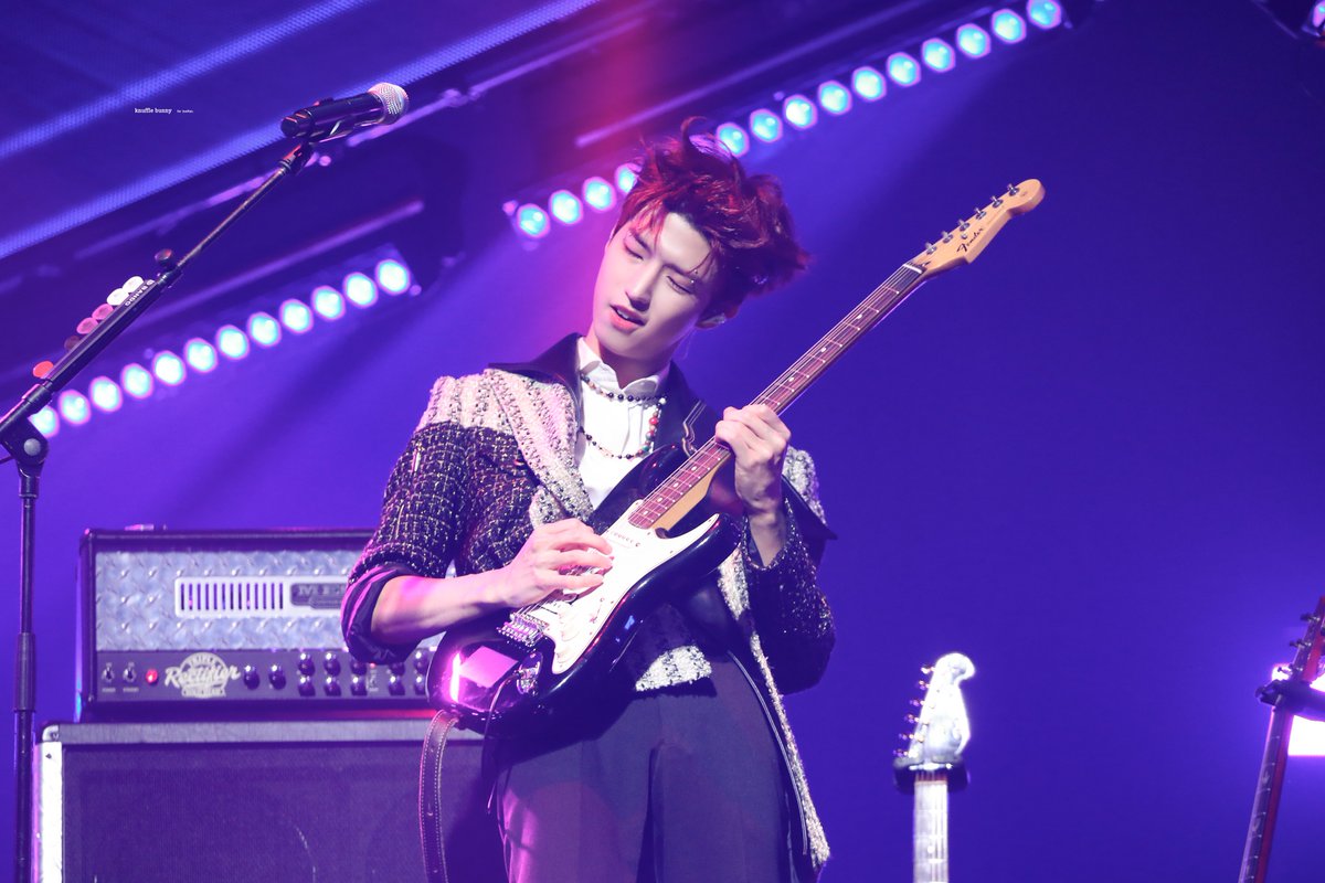 221218 #엑스디너리히어로즈 #XdinaryHeroes #JunHan #준한

🔊🔊🔊