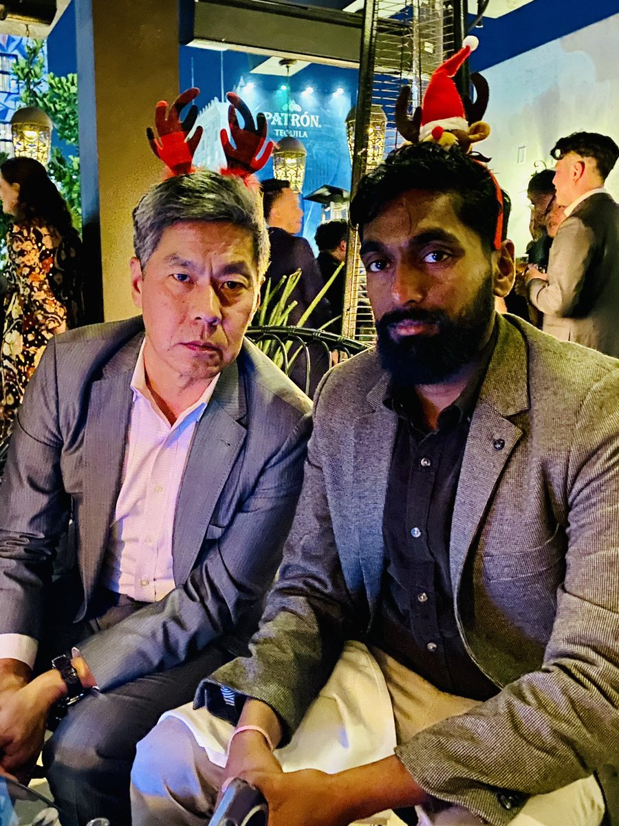 Jenanan Vairavamurthy, MD (@therealdoctorj) on Twitter photo Best of luck on your future endeavors <a href="/rkryu/">RK RYU</a> . I’m grateful for your mentorship, friendship, and most importantly your support during personally tough times. And now I think I know how to drink wine and golf??? <a href="/USC_IR/">USC IR</a> will miss you. <a href="/stuschroff/">Stuart Schroff, MD</a> <a href="/IR_RayRay/">Ray Ter-Oganesyan</a> <a href="/SDhandMD/">Sabeen Dhand</a> Best of luck on your future endeavors <a href="/rkryu/">RK RYU</a> . I’m grateful for your mentorship, friendship, and most importantly your support during personally tough times. And now I think I know how to drink wine and golf??? <a href="/USC_IR/">USC IR</a> will miss you. <a href="/stuschroff/">Stuart Schroff, MD</a> <a href="/IR_RayRay/">Ray Ter-Oganesyan</a> <a href="/SDhandMD/">Sabeen Dhand</a>