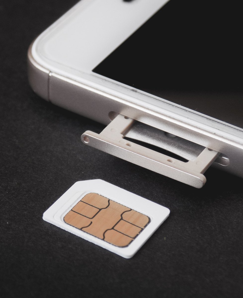 titatechie's tweet photo. Don't forget! December 27 is the start of SIM card registration. Check my blog to see how it affects different types of subscribers.

https://t.co/ctLsA2nqUB https://t.co/lQht94WWGx