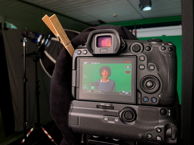 It's lights, camera and action time at Ethos CRS!
Earlier the week, our team was in the studio filming for Skillshots. 
Watch this space in 2023..

#agora #EthosCRS #CBR #Australia