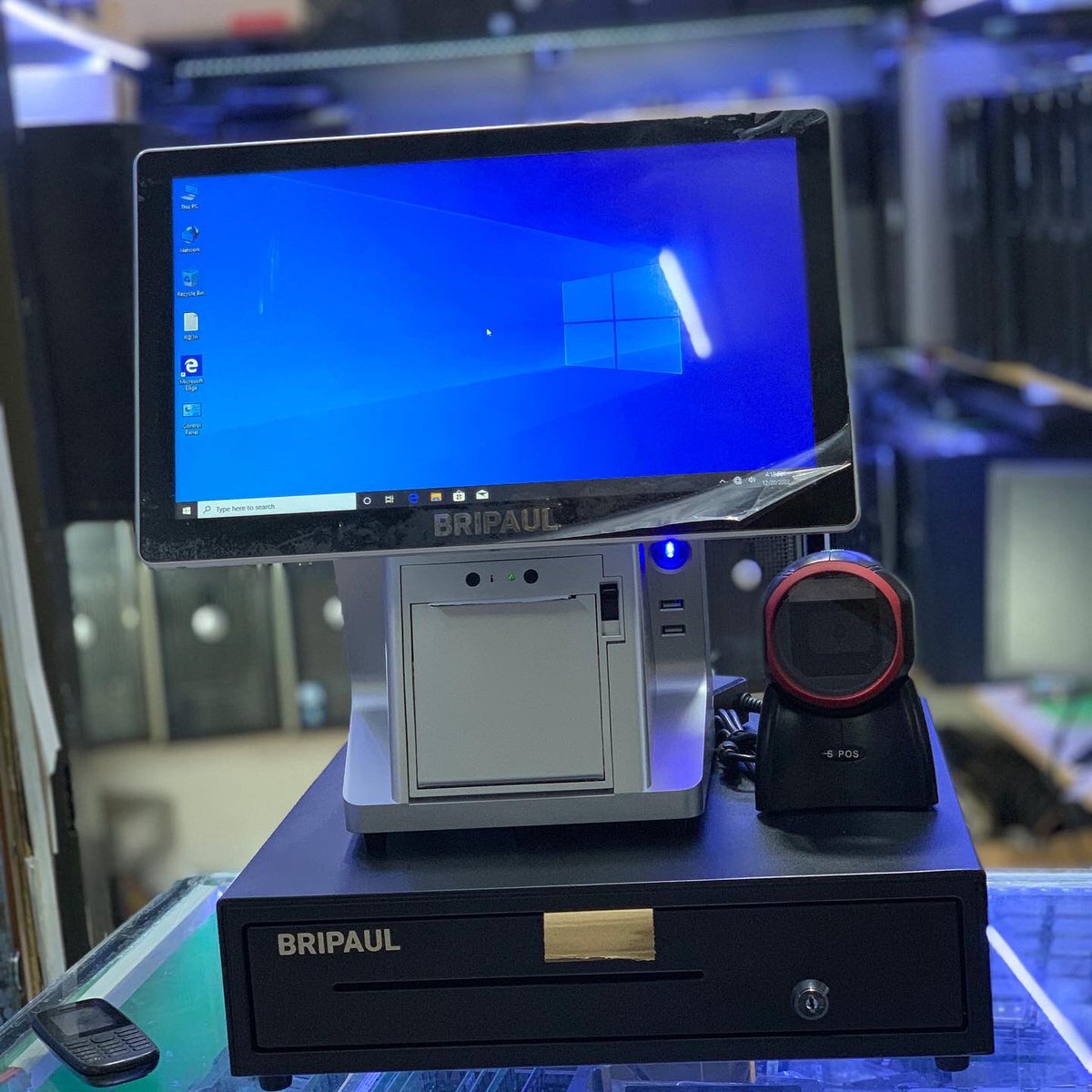 bripaulofficial's tweet photo. Single Touch Screen #Cash Register #POS Machine with #Customer Display Screen #Inbuilt Printer
#BRIPAUL https://t.co/StSWfvlk7s