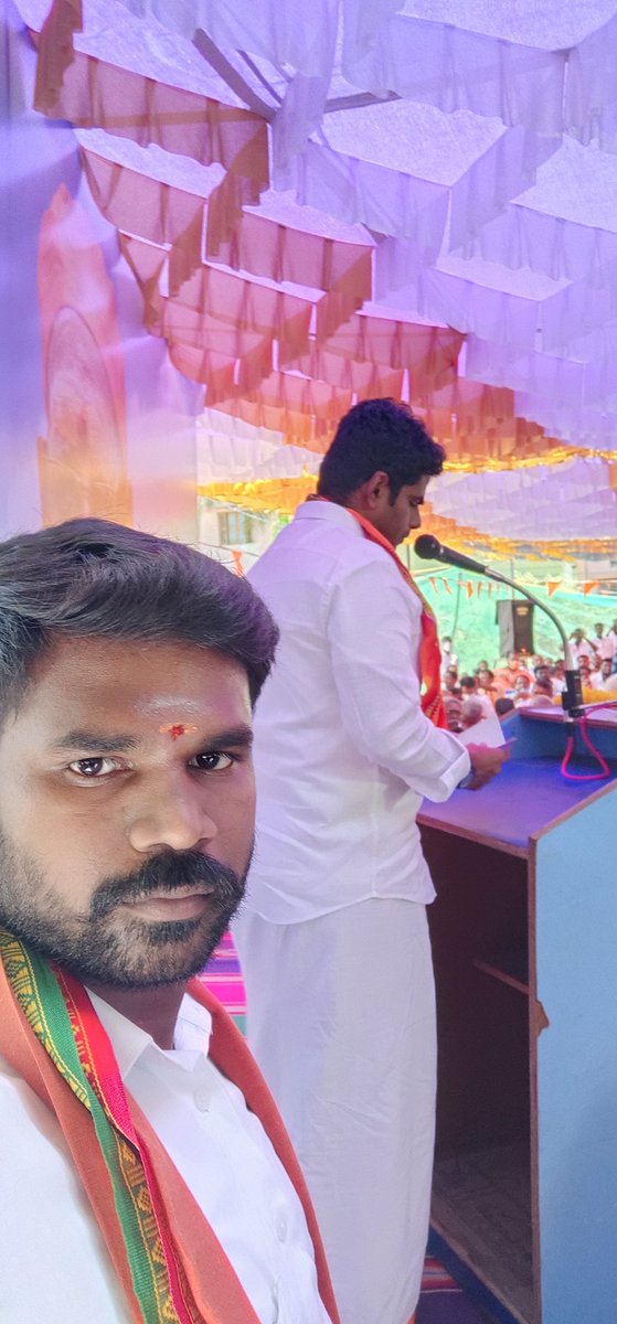 AnandLithesh's tweet image. அடுத்த முதல்வரின் அருகில்...