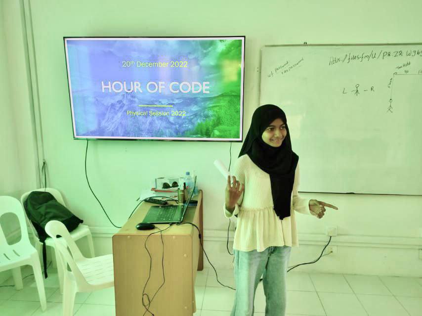 womenintechmv's tweet image. Students of R. Atoll School completed #HourOfCode session. So amazed to see participants of our #CodeforClimate program joining in as mentors for these sessions in R. Dhuvaafaru. Its heartwarming to see the girls sharing their coding knowledge with fellow students❤️
#HourOfCodeMV