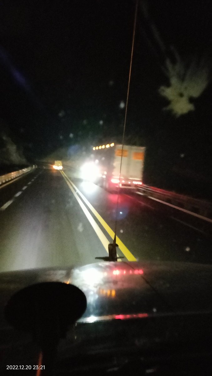 Aut 135D km 93 articulado falla mecánica km 110 sobre la cuneta una vaca aguas cuidao atención <a href="/CAPUFE/">CAPUFE</a> @CNAC_GN <a href="/GN_Carreteras/">Guardia Nacional Carreteras</a> <a href="/Thermokineros/">Thermokineros De ❤ corazón Oficial</a> <a href="/Troquerosdela57/">🚑🚐TROQUEROS DE LA 57🚛🚚</a> <a href="/trailerosdela57/">Los Traileros de la 57</a> <a href="/trailerosypocas/">SOMOS CONDUCTORES PROFESIONALES DE LA 57</a> <a href="/Kikooman83/">KIKOMAN</a> <a href="/5sobreruedas/">Sobre Ruedas</a>