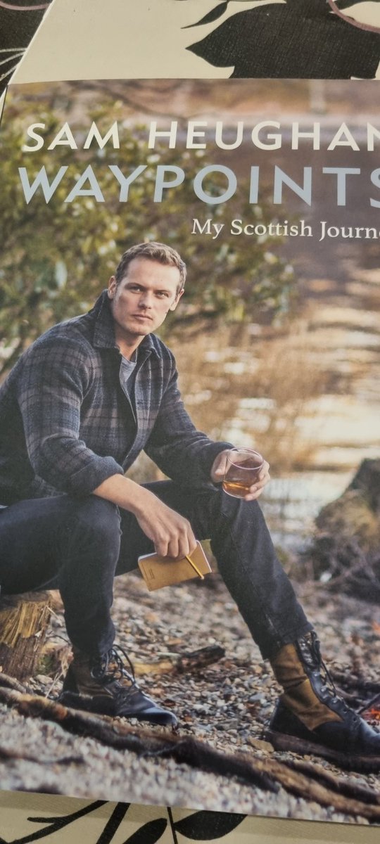 Good morning #Sam Heughan finally received the book today Merry Christmas