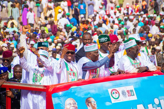imran_sardauna's tweet photo. The mood of the country supports Atiku’s candidacy you can believe me by just take a mere look at the campaign going round across the nation. Nigerians wake up and realized it’s only Atiku has courage not be afraid to take the decisions for the good of the all. 
@DemolaRewaju https://t.co/YcP5qhHCfg
