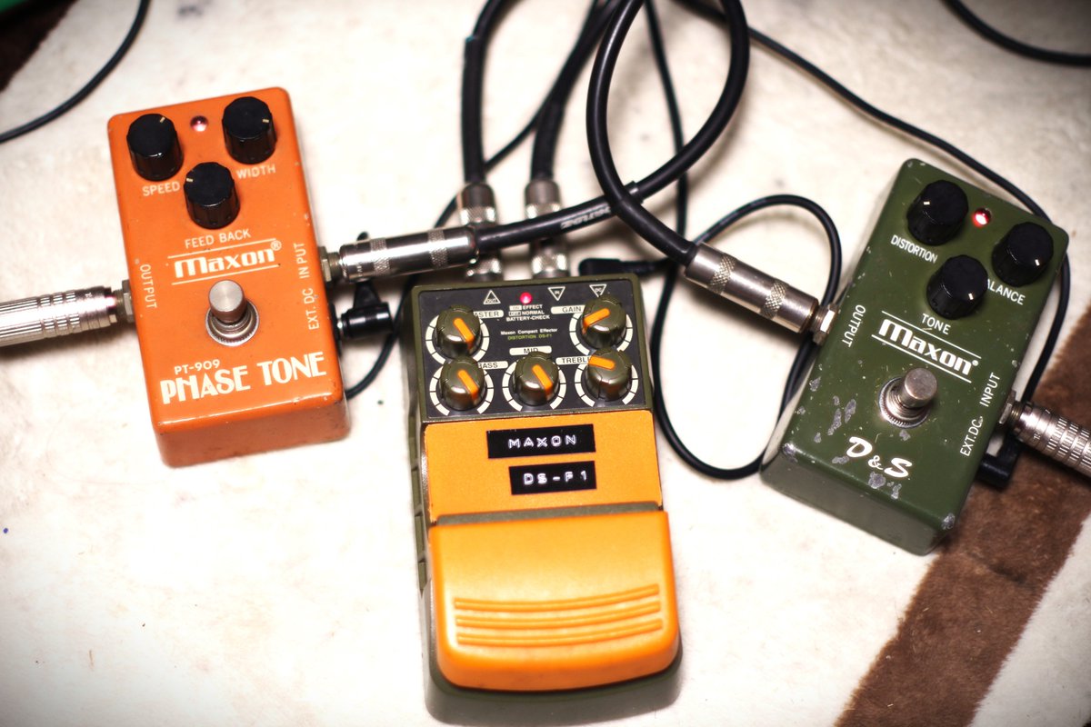 辺見さとしの3分間ギタートーキ... https://t.co/XwKefw9d0Q #MAXONBASSDRIVER #PHASETONE #SUPERFUZZ
![Pockn's tweet photo. 今日はオレンジと抹茶色でレコーディング中♪ 粘るトーンが最高に気持ち良いです♪ 今度「MAX ON」って曲を作ろうと思いますw #MAXON #PHASETONE #DS https://t.co/8XZKSLYxZo