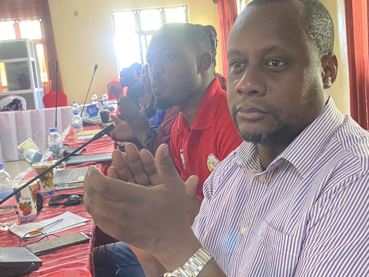TureYasser's tweet photo. Day of exchange of experiences between trade unionists and journalists members of the African network on migration ATUMNET... #MoreThanAMigrant https://t.co/VGlxY6gIAj