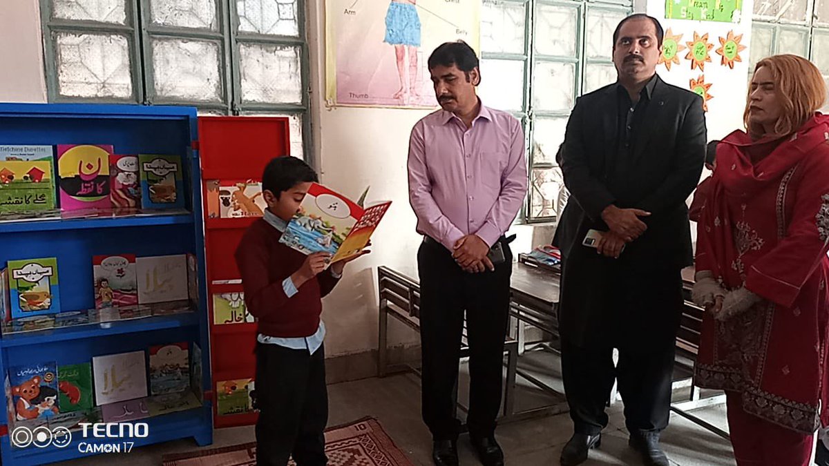 itacecorg's tweet image. Highlights from the Community Launches of Classroom Library corners under #PakistanLiteracyProject (#PLP) administered school - GGES 9/BC District #BWP 
CG -  Director public instruction Elementary Education South punjab (DPI) &amp;amp; SG - Ch.Shabaz Tahir(CEO) were also present