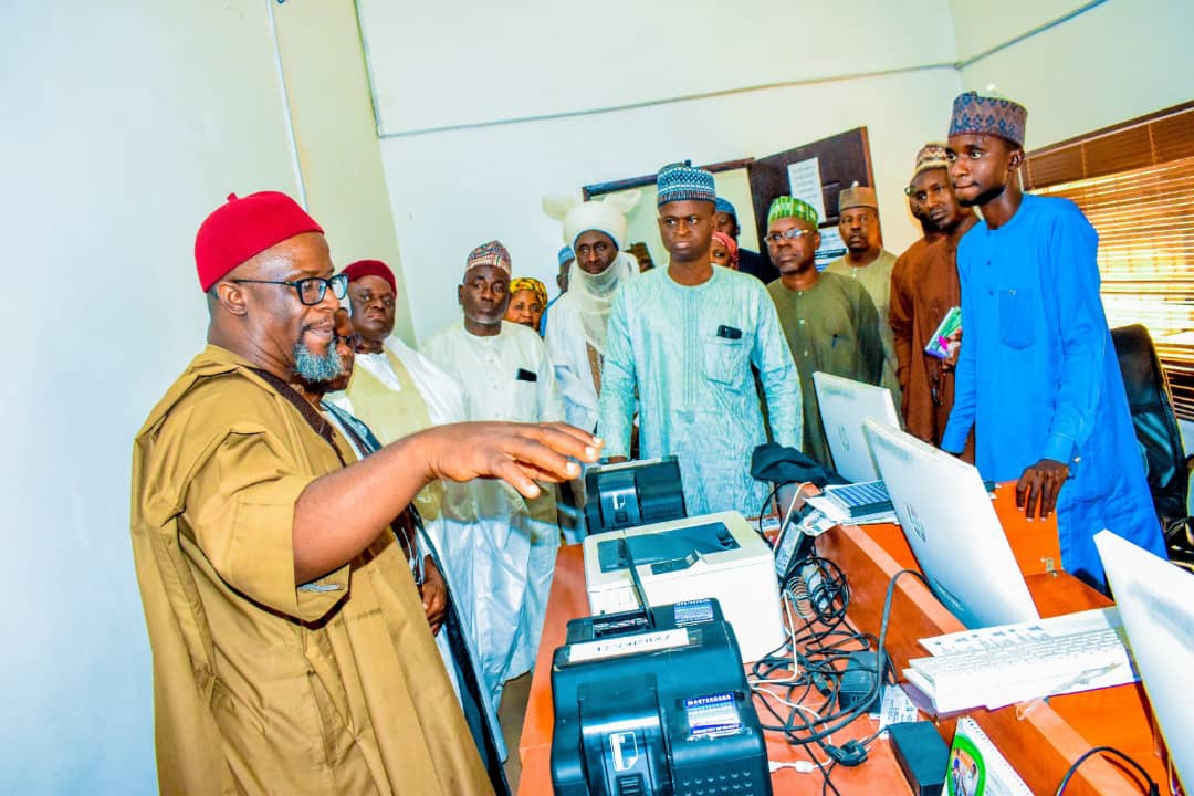 kadchma's tweet photo. The Director-General,Mallam, Abubakar Hassan, congratulated the board members on their appointment and assured them of the readiness of the management to work together with them in delivering the best services to the people of the state. https://t.co/r9PvYWZwT5