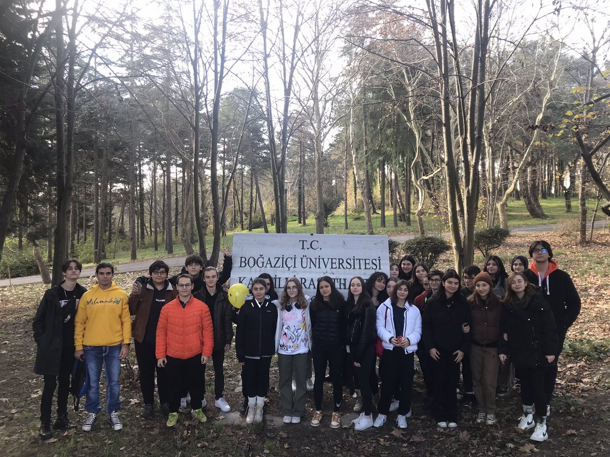 En uzun gecenin yaşandığı 21 Aralık’ta Tuzla Doğa Koleji 10.sınıf öğrencileri ile Kandilli Rasathanesi’ne gezi düzenledik deprem bilimine dair uygulamalı bilgiler edindik 🌍🗺 <a href="/ali_aslisen/">Özgür Ali Aslışen</a> <a href="/MeltemCsr/">Meltem Cesur Kılıçaslan</a> <a href="/Azrafraarzu1/">Arzu Uz</a> <a href="/EnisEryaman/">Enis Eryaman</a>