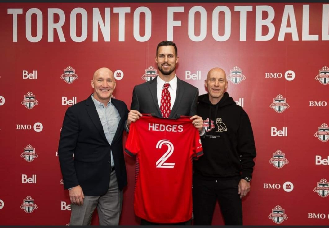elite_rogue's tweet photo. Welcome Matt Hedges looking forward to seeing you on the pitch this year Cmon You Boys In Red !!! https://t.co/1yASfxdP25