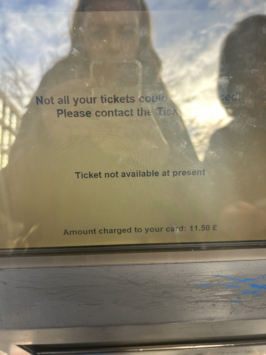 beth_spackman's tweet photo. @GWRHelp hello, I tried to purchase two tickets to London Paddington from Slough. The machine couldn’t process the second pair of tickets. But you charged me twice (even though it says you didn’t). How do I get a refund? Thanks. https://t.co/Af6kqZY5sn