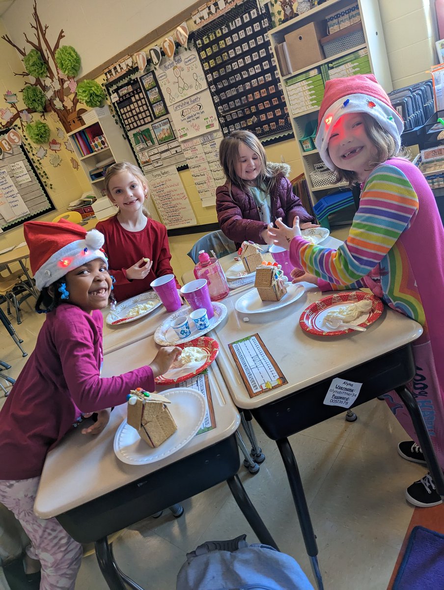 lalehnhoff's tweet photo. From Germany to Israel to Italy &amp; Mexico (+a few more), our first graders learned about Christmas around the world before we wished them a happy holiday break! We finished the day making gingerbread houses! #OneLinden #firstgradefunandlearning https://t.co/YjuJEcEKBK