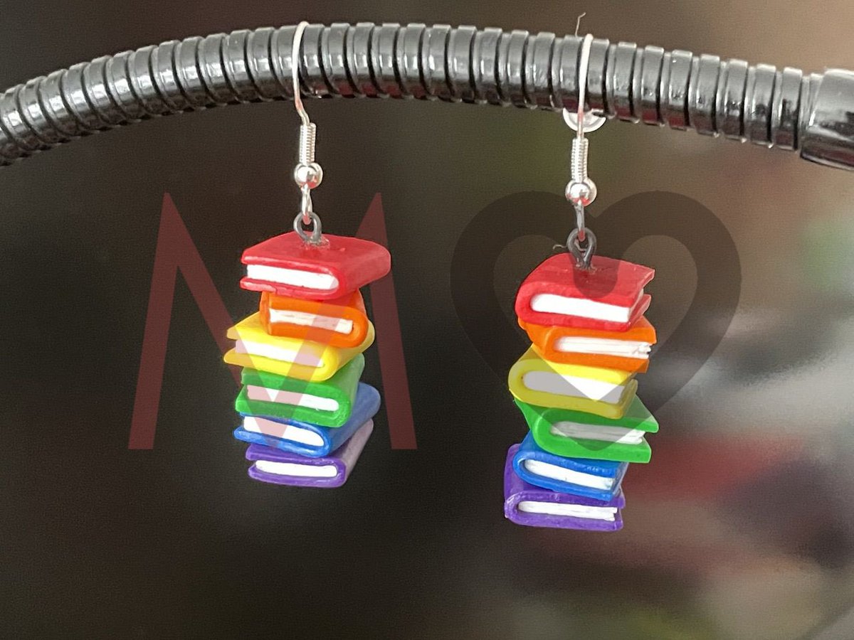 MInvernalia's tweet photo. @kansaita_ Pendientes y complementos de arcilla polimérica hechos a mano con su puntito friki desde la lejana Invernalia pero con envíos a toda Europa😉

https://t.co/KSEYAPgoAg https://t.co/QCIyWI8IN4