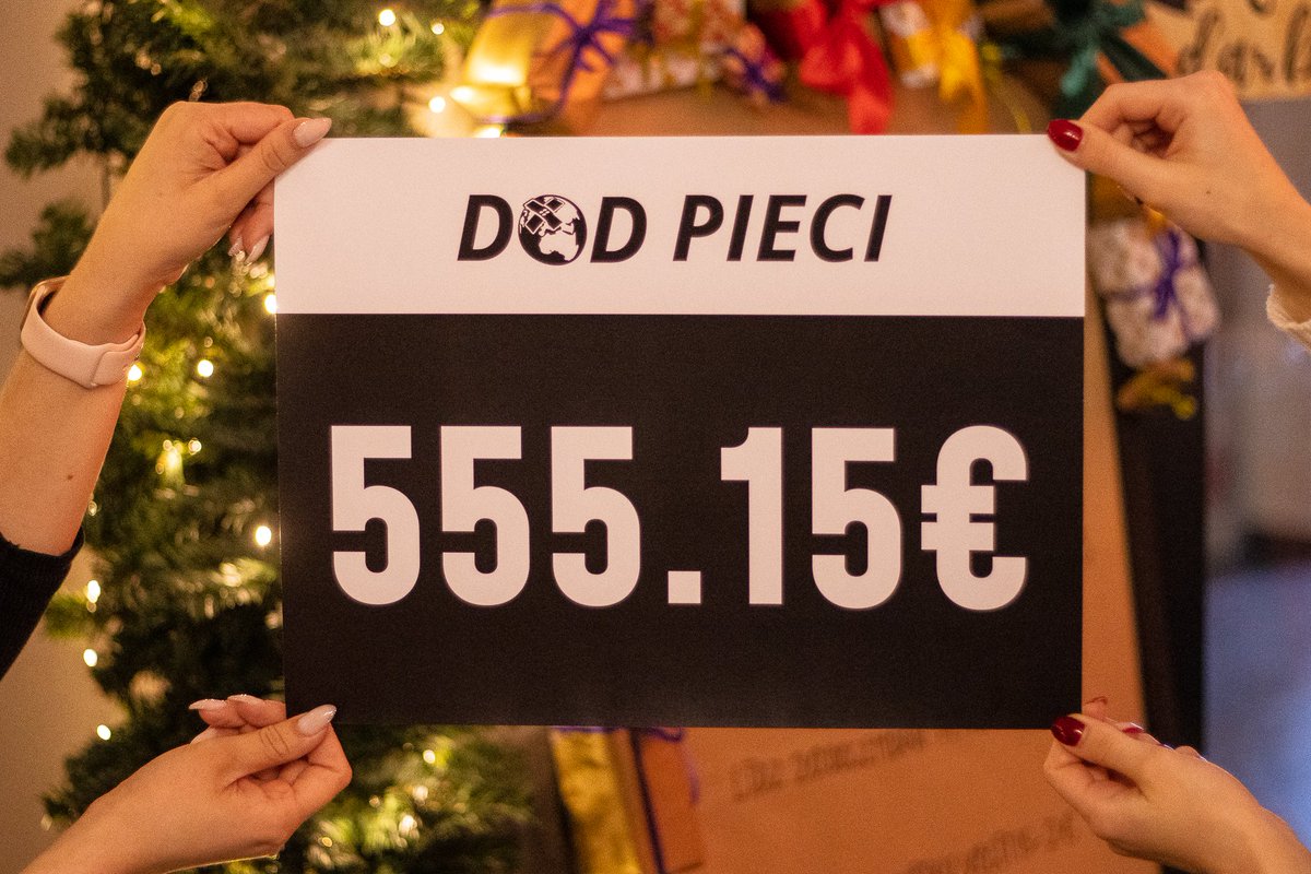 Brīnumu laiks! Rūjienas vidusskolas Labdarības tirdziņā savākta rekordliela ziedojumu summa – 555.15€! Jau šodien ziedojumus nogādāsim @PieciLV labdarības maratonam #DodPieci! Atbalstīsim ukraiņu bērnus Latvijā! 🇺🇦