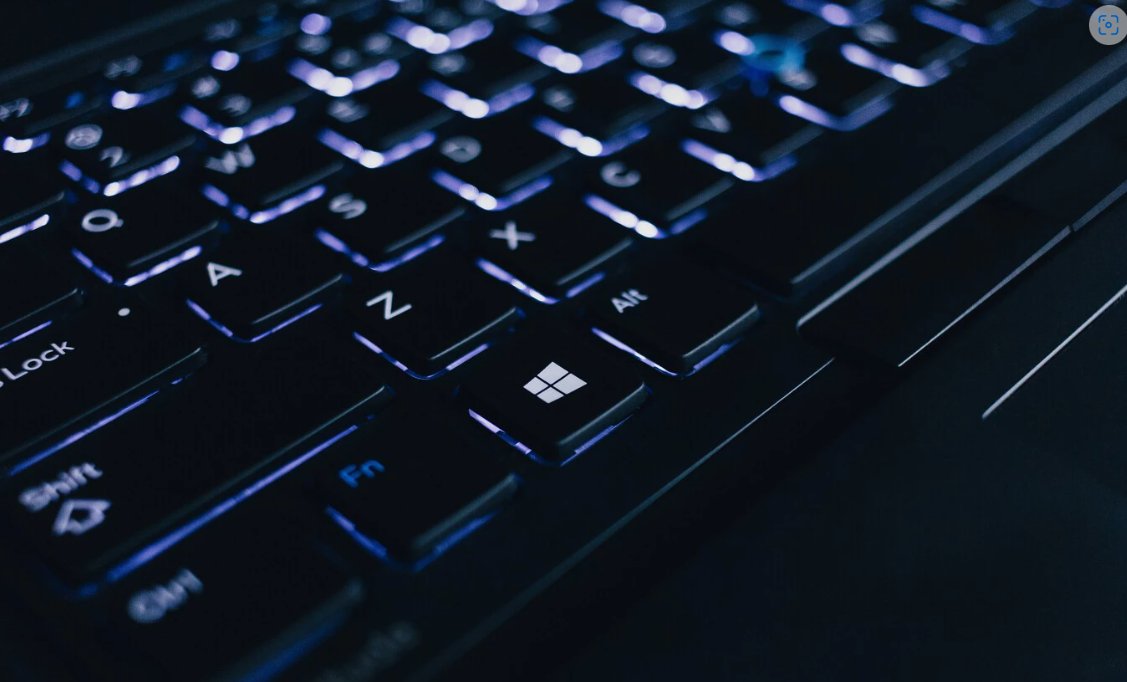 leonecomputer's tweet image. La tecla Windows posiblemente haya sido una de las mejores maniobras de marketing en toda la historia de la compañía. Tras el lanzamiento del Natural Keyboard de Microsoft en 1994, teclado en el que se introdujo por primera vez esta tecla, la compañía

bit.ly/3vaO3g1