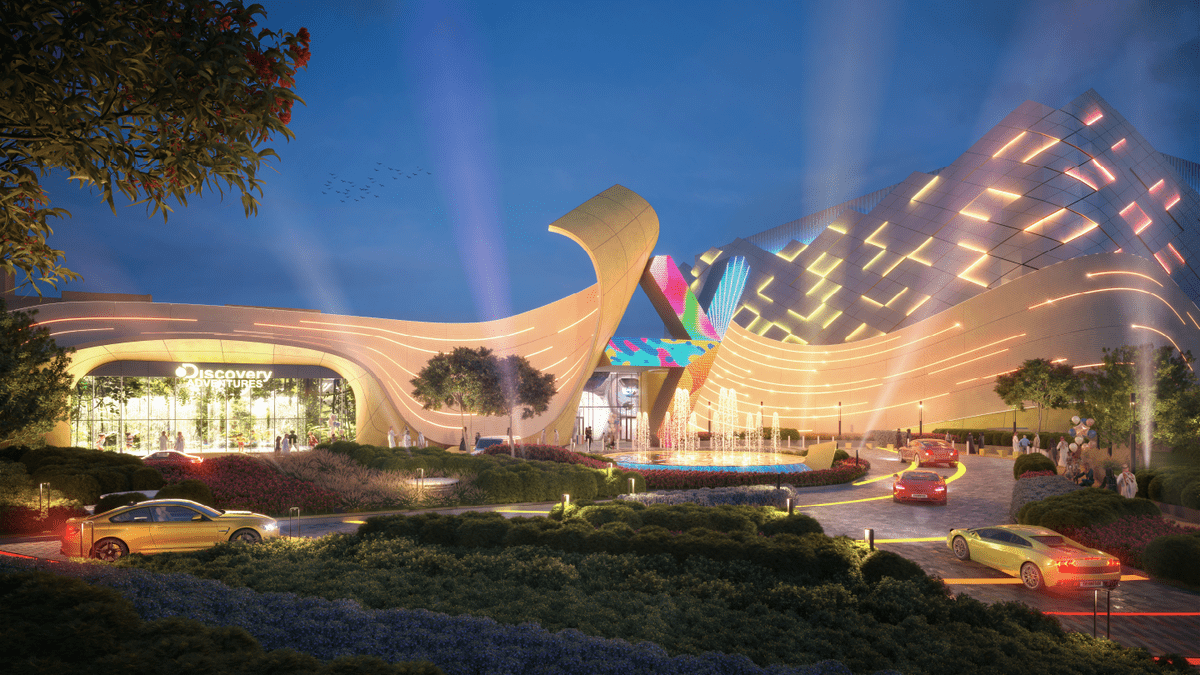 CWMiddleEast's tweet photo. #London's @EllisDon has been appointed as the project management consultant for @saudi_SEVEN's Al Hamra project. 
Find out more details about the project in our story: https://t.co/o8U7CaR0cJ
#Saudientertainment #entertainmentprojects https://t.co/EqxsXeLKNF