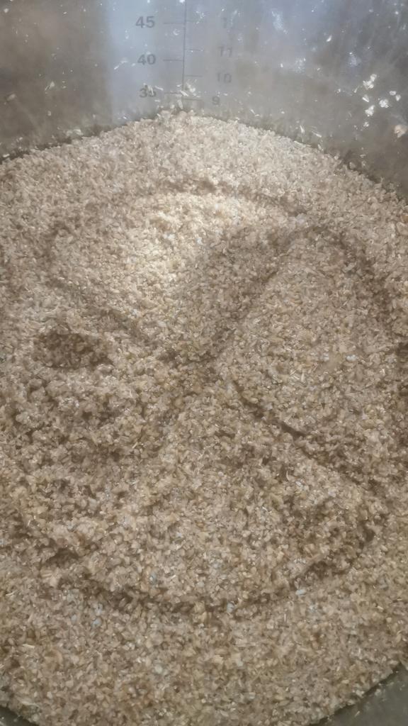 garrisonbrew's tweet image. Brewing a Weissbier today, happy Xmas