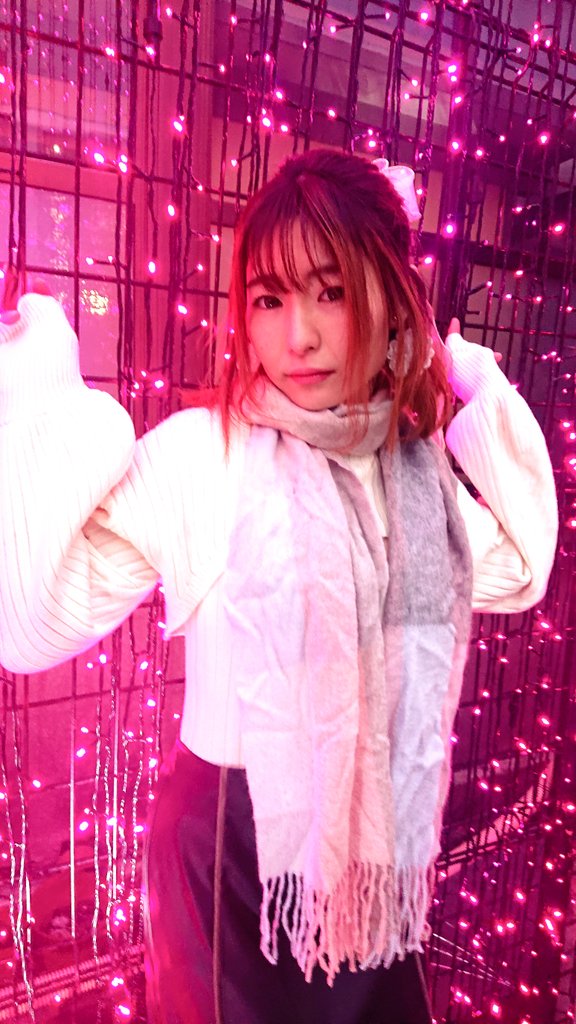 Jocar0715's tweet photo. なぎりんと言えば、
やっぱり‼️ピンクッッ!!!🌸
#高園なぎさ #NAGISA
#NightPhotoSession #撮影会 https://t.co/XqmTqoB5qk