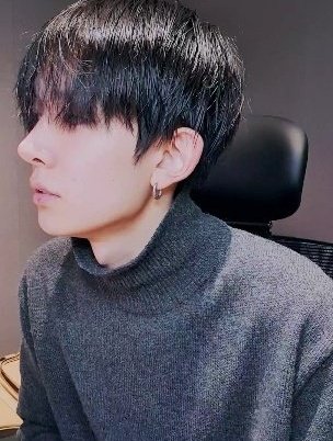lunarrksn_tj4u's tweet photo. love?                                yes, love? https://t.co/Vrj7HhWvEF